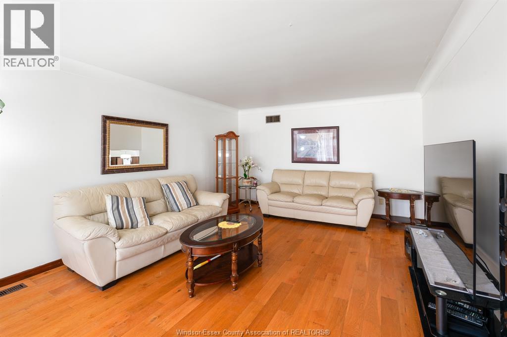 2563 ROSSINI BOULEVARD, Windsor, Ontario, N8W4R2 — Photo 24