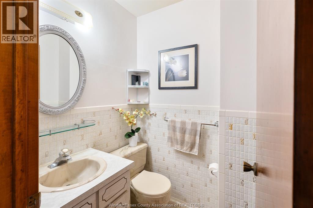 2563 ROSSINI BOULEVARD, Windsor, Ontario, N8W4R2 — Photo 23