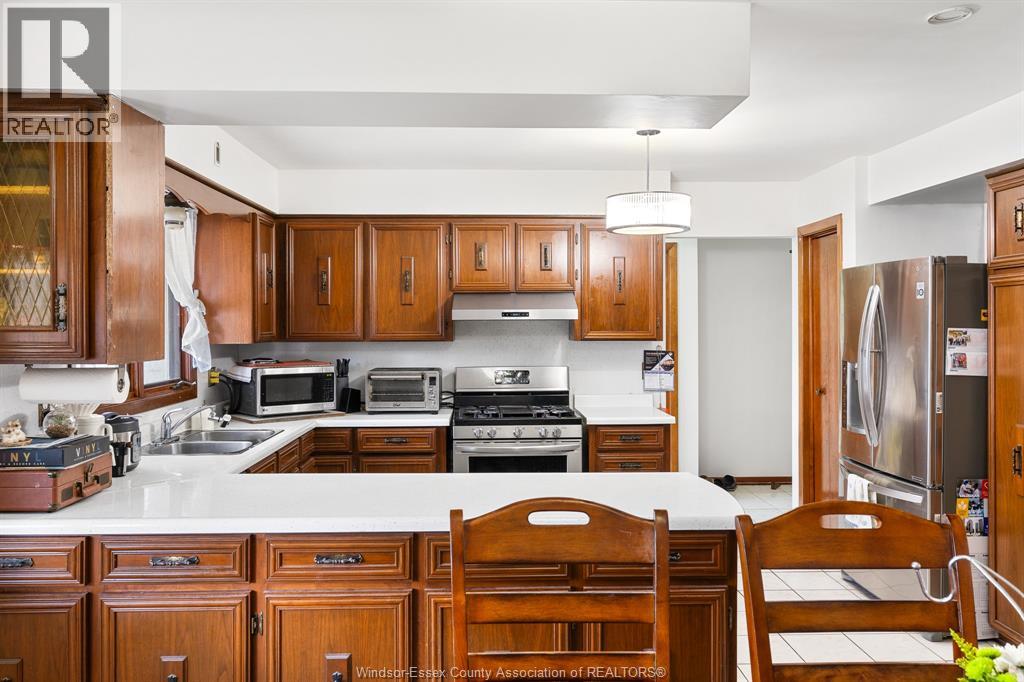 2563 ROSSINI BOULEVARD, Windsor, Ontario, N8W4R2 — Photo 18