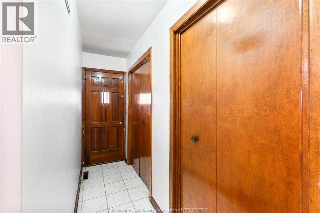 2563 ROSSINI BOULEVARD, Windsor, Ontario, N8W4R2 — Photo 8