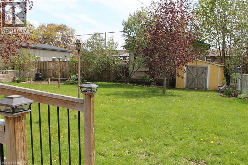 27 COLLINGDON Drive - Image 3