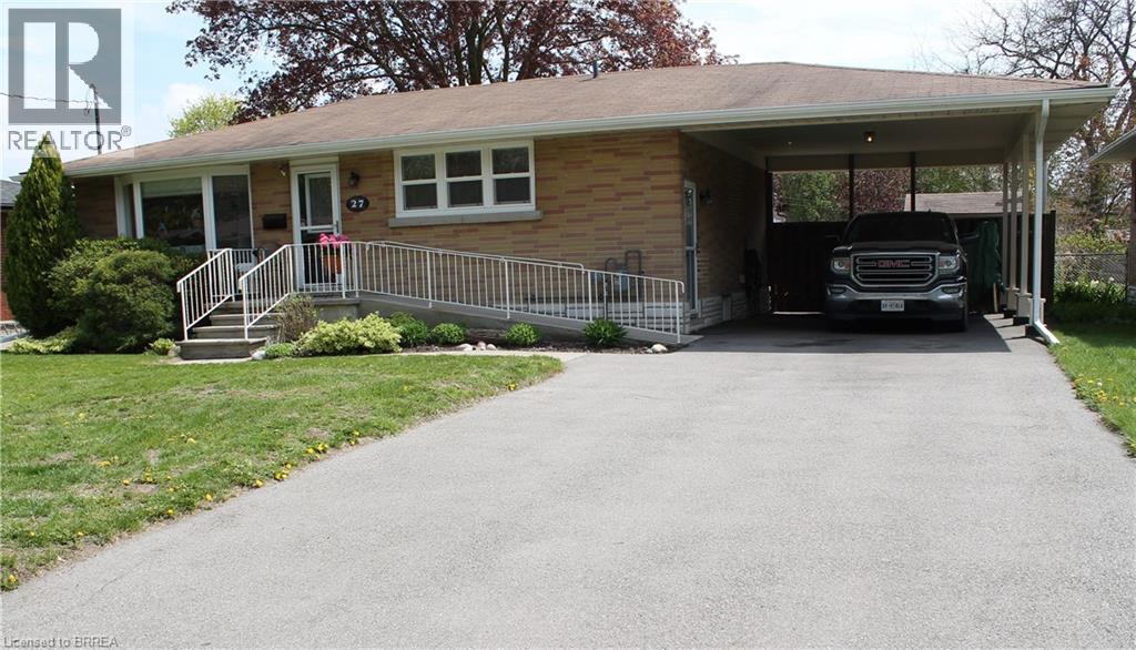27 COLLINGDON Drive - 28