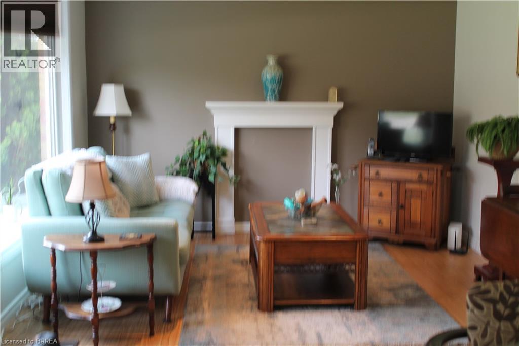 27 COLLINGDON Drive - 29