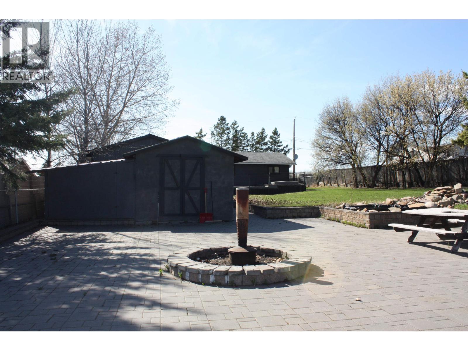 8824 PINE ROAD - 26