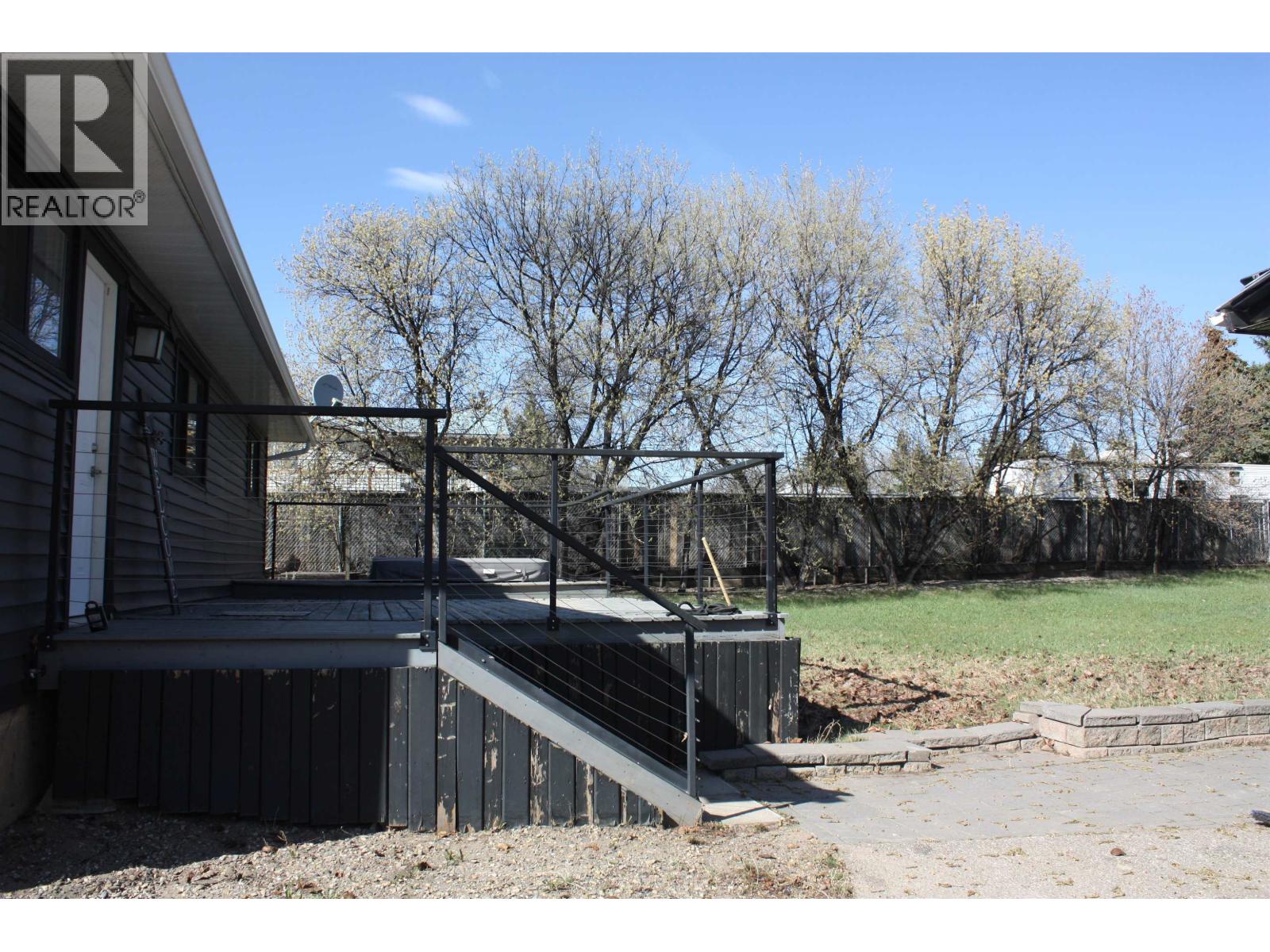 8824 PINE ROAD - 20
