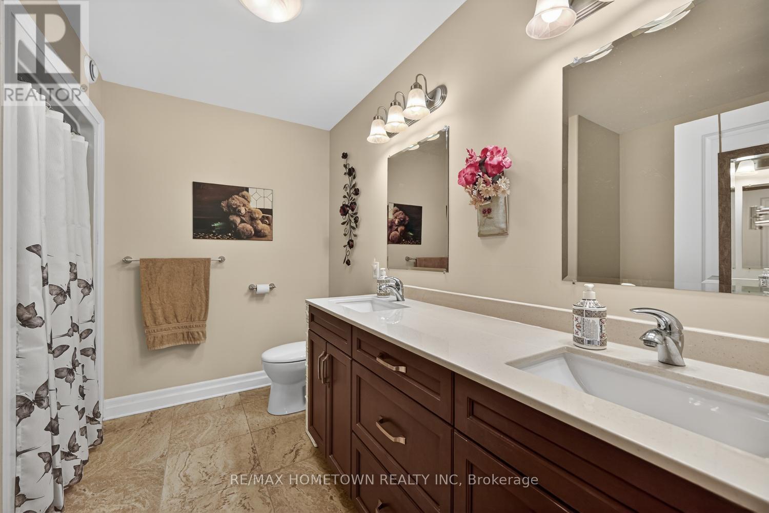 #101 1109 MILLWOOD AVENUE - 21