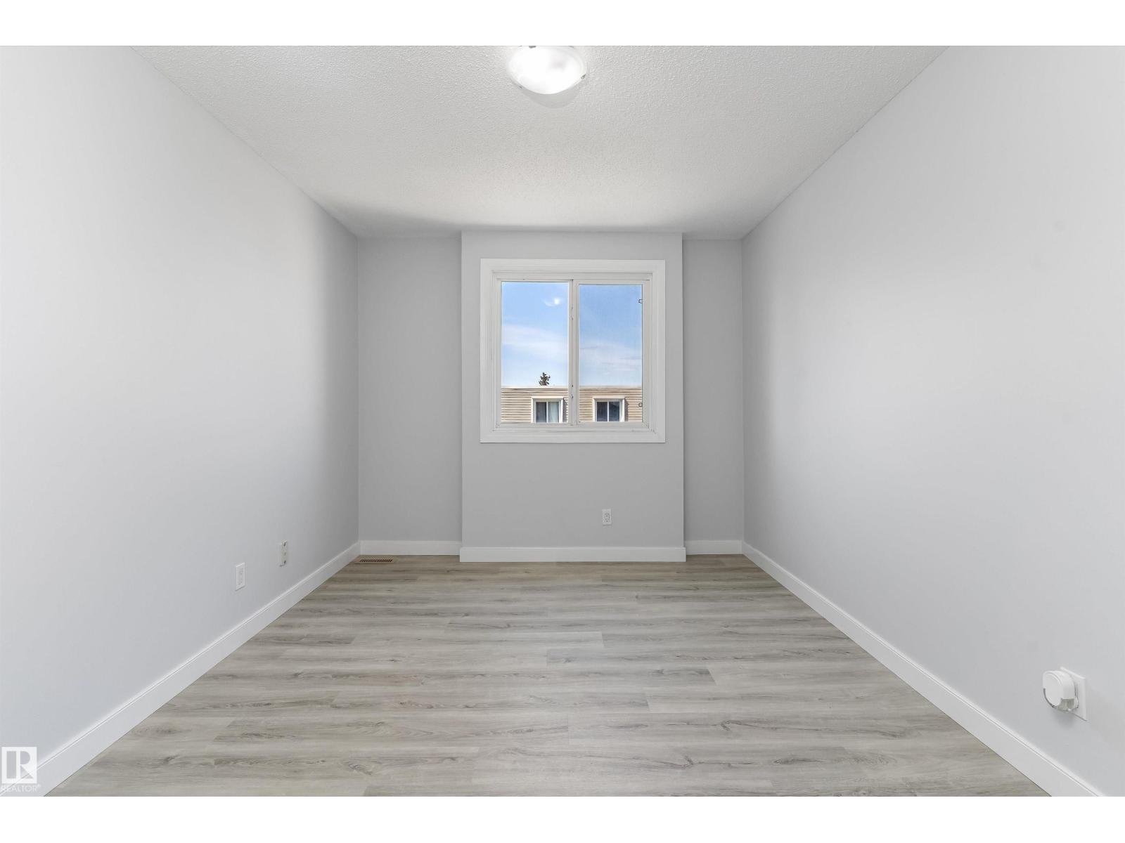120 CORNELL CO NW - 28