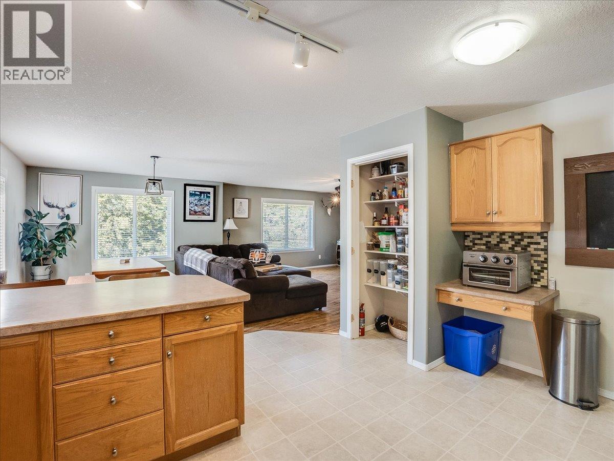 2095 Pass Creek Road - 17