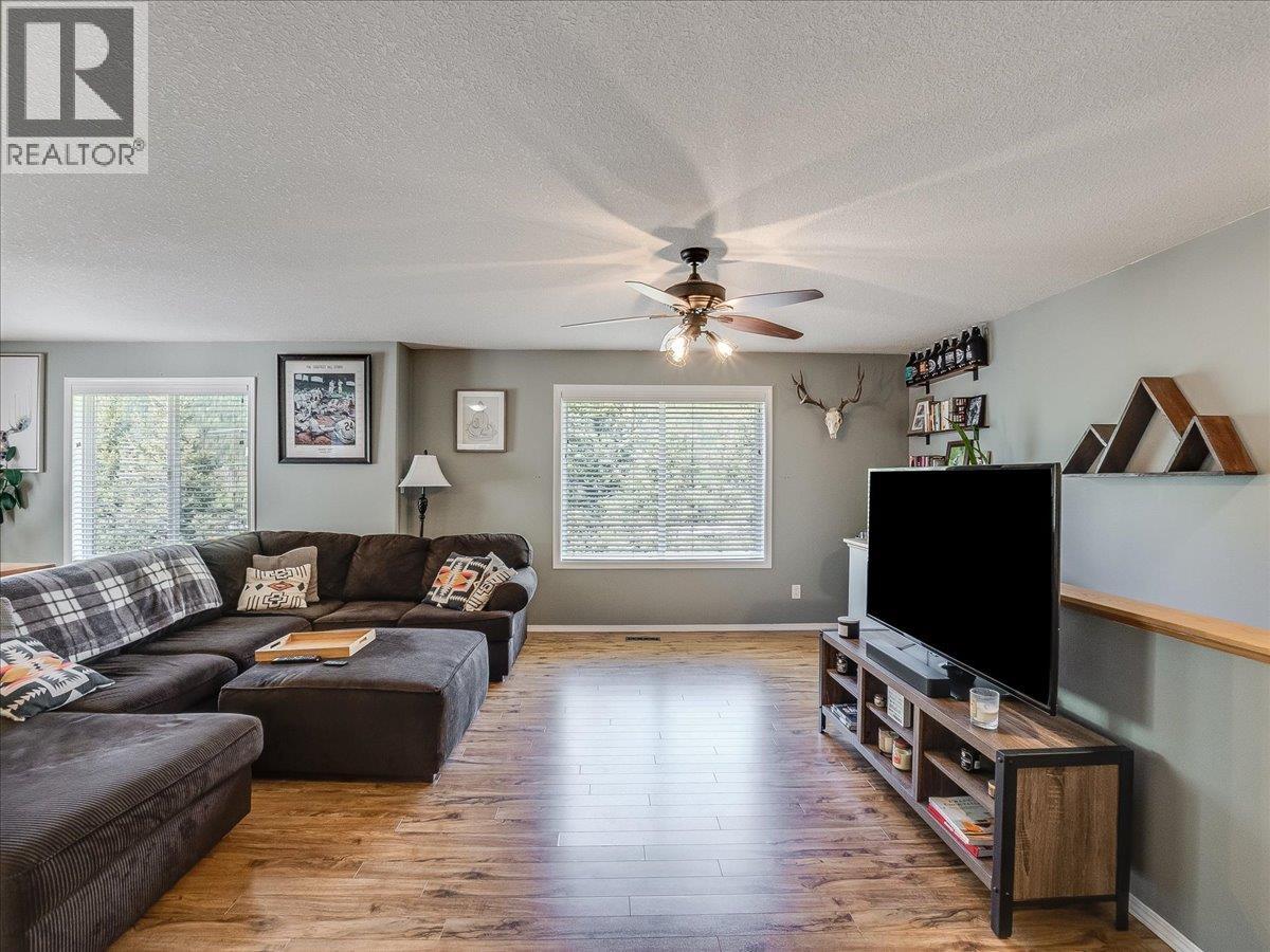 2095 Pass Creek Road - 24