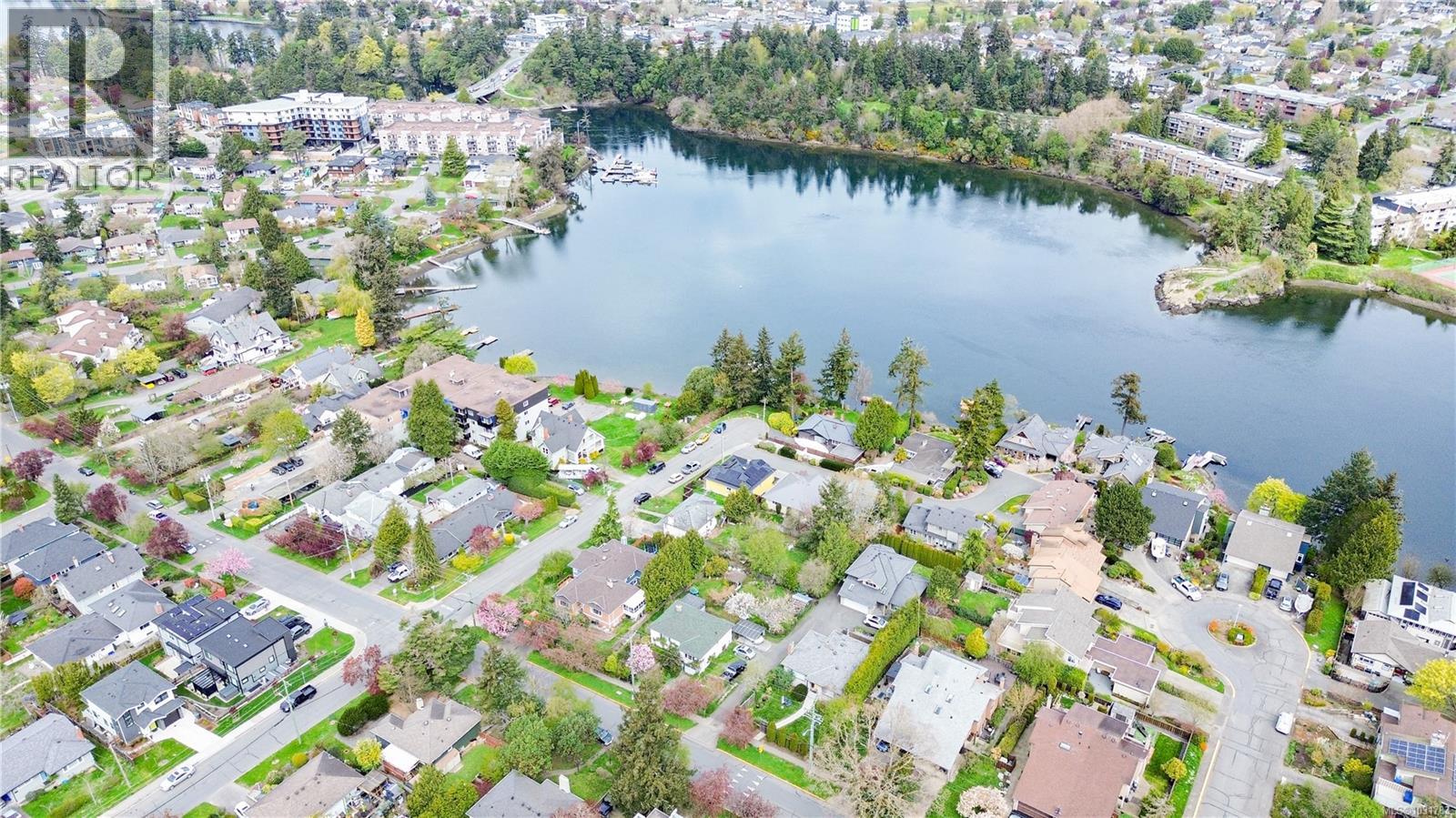  864 Selkirk Avenue, Esquimalt