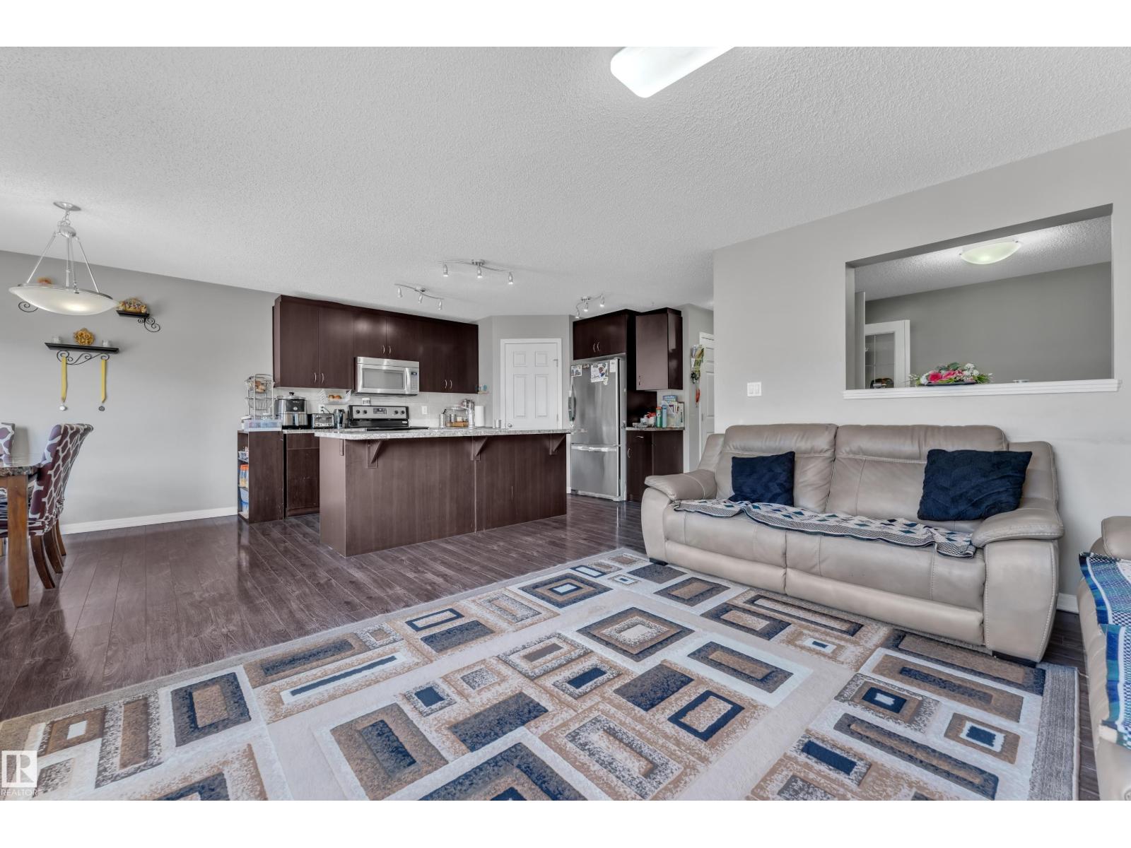 5520 5 AV SW - 15