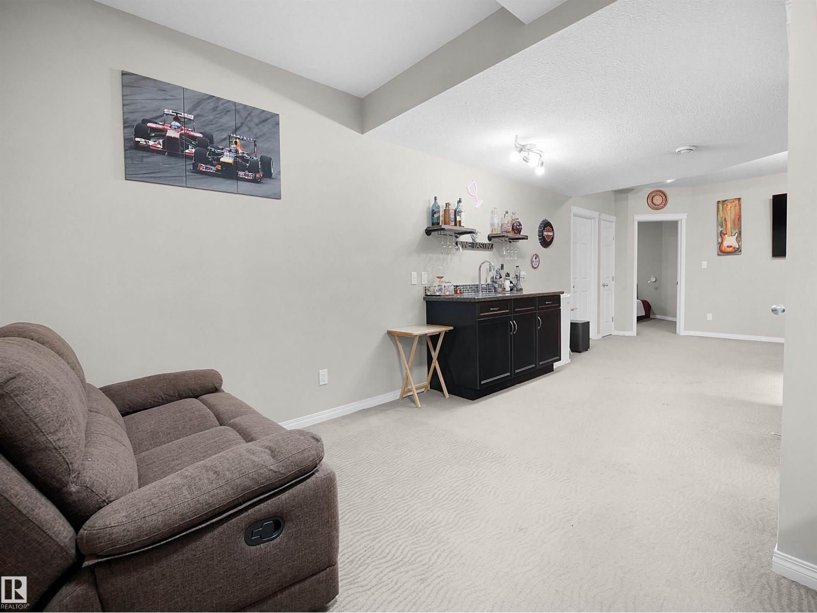 2422 WARRY PL SW, Edmonton