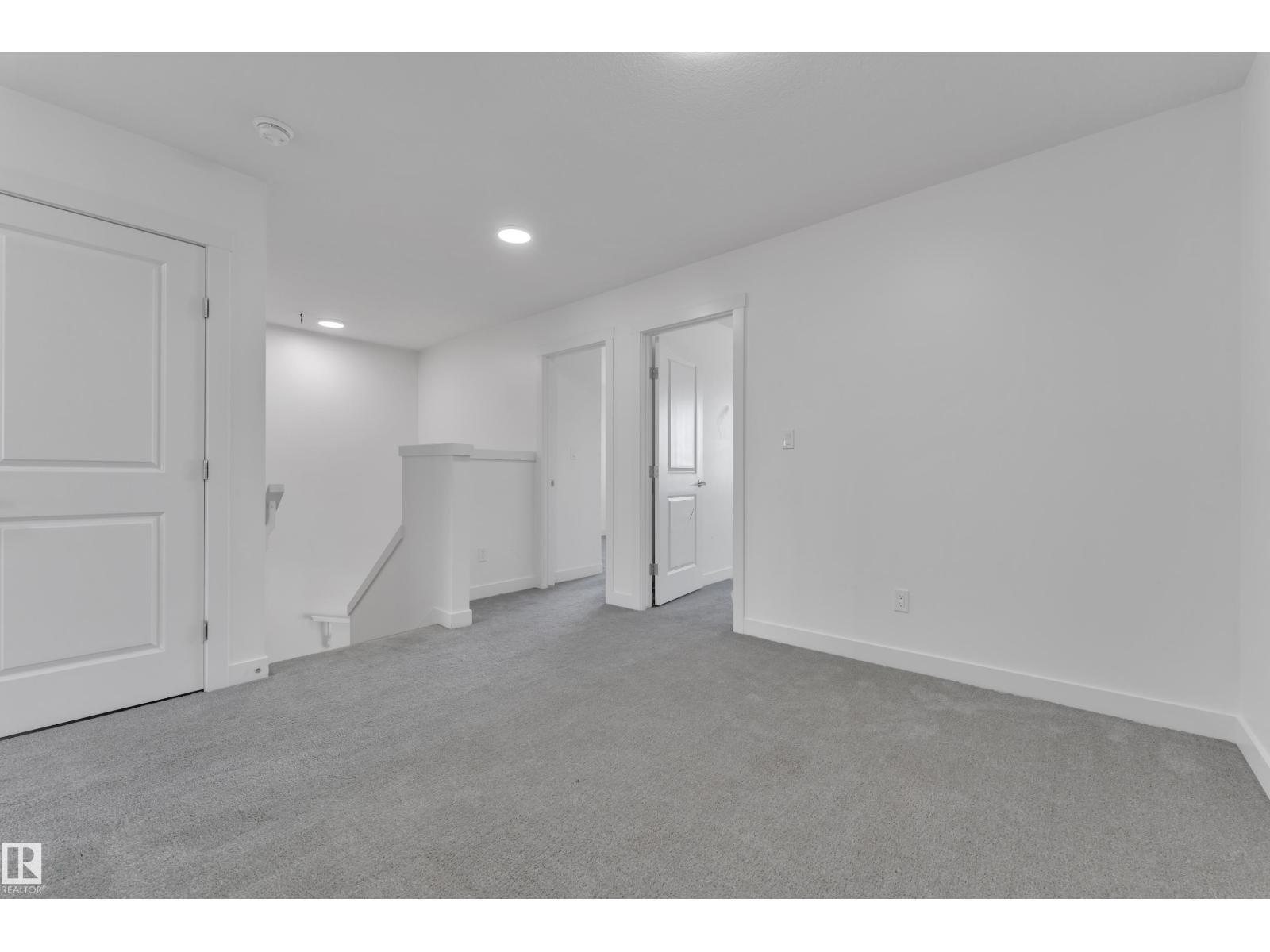 19734 29 AV NW, Edmonton