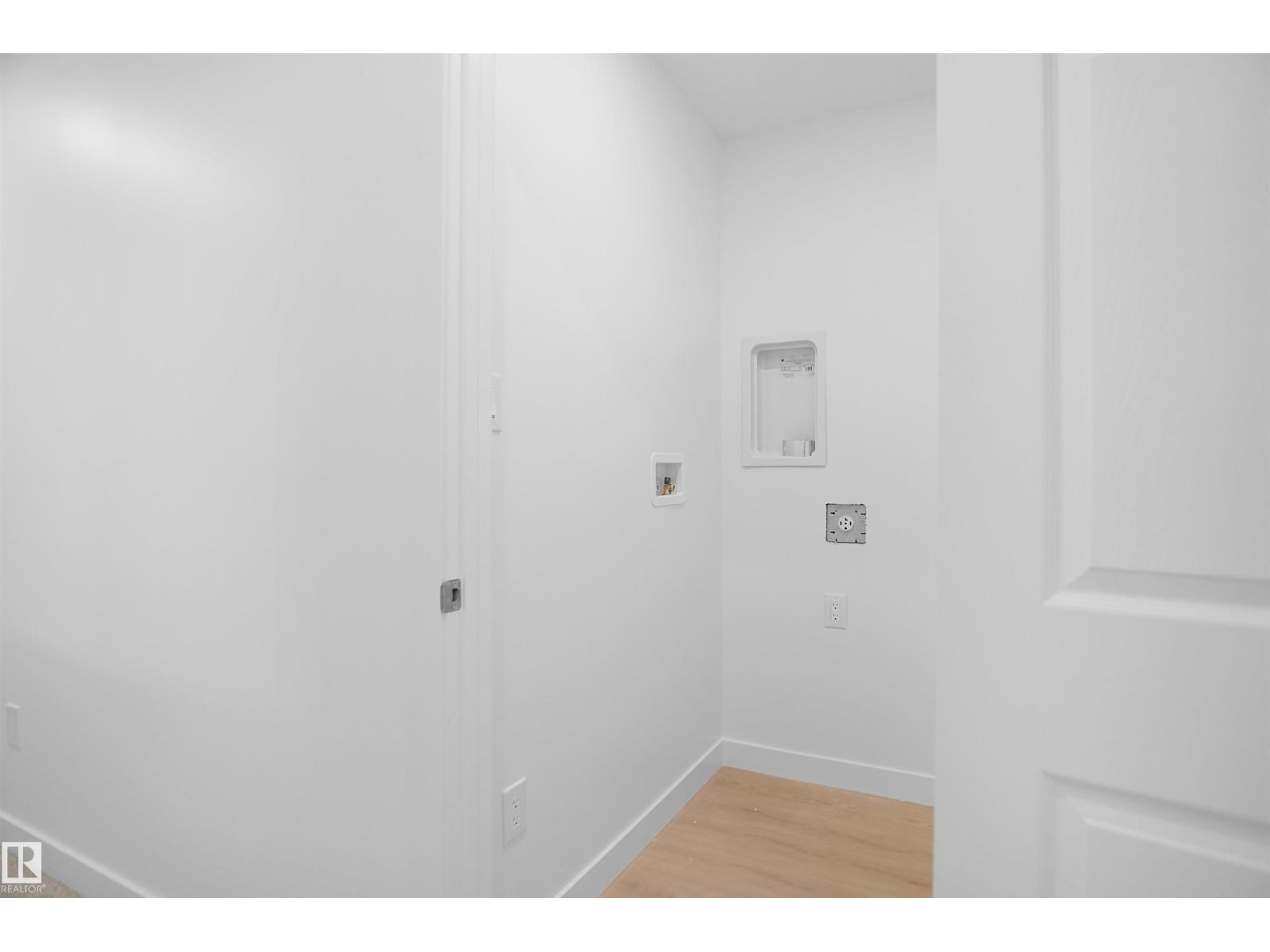 19451 22 AV NW - 26