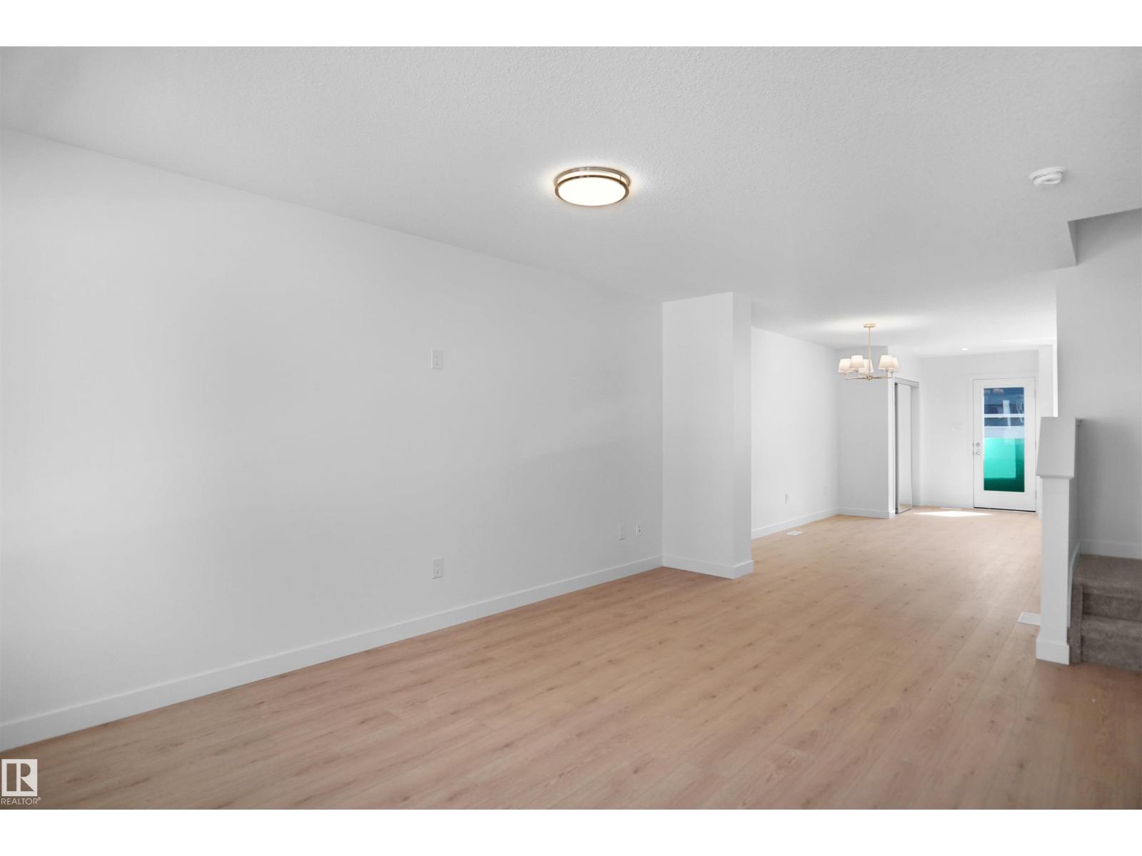 19451 22 AV NW - 3