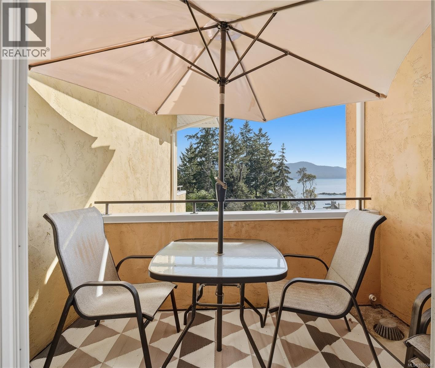 #11 770 Vesuvius Bay Rd - 24