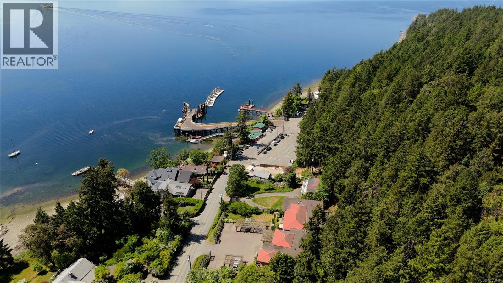 #11 770 Vesuvius Bay Rd - 29