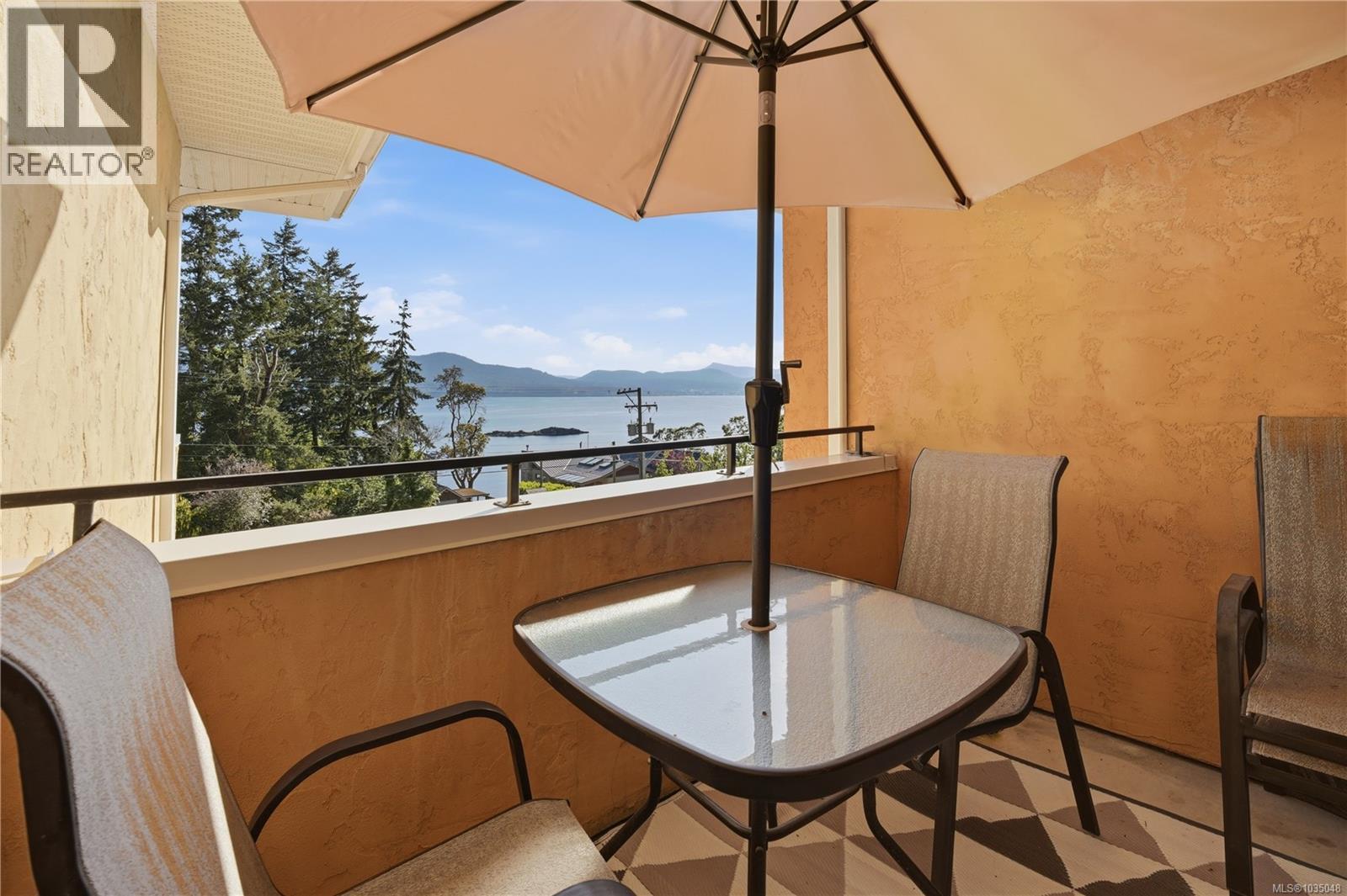 #11 770 Vesuvius Bay Rd - 25