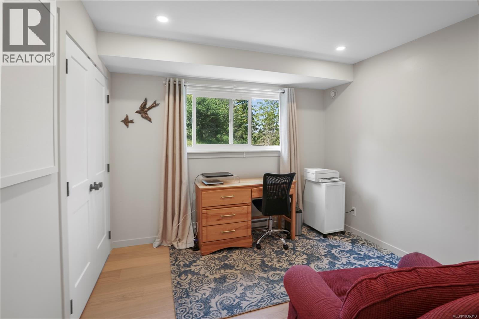 1071 Hyacinth Ave - 32