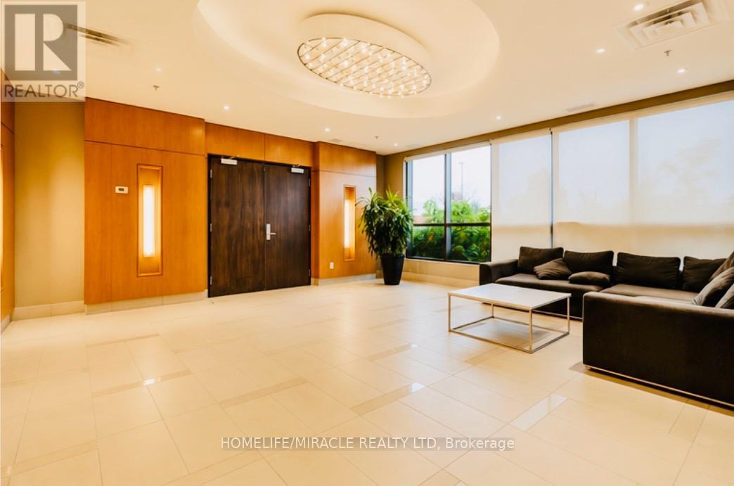 #1512 840 QUEENS PLATE DRIVE - 4