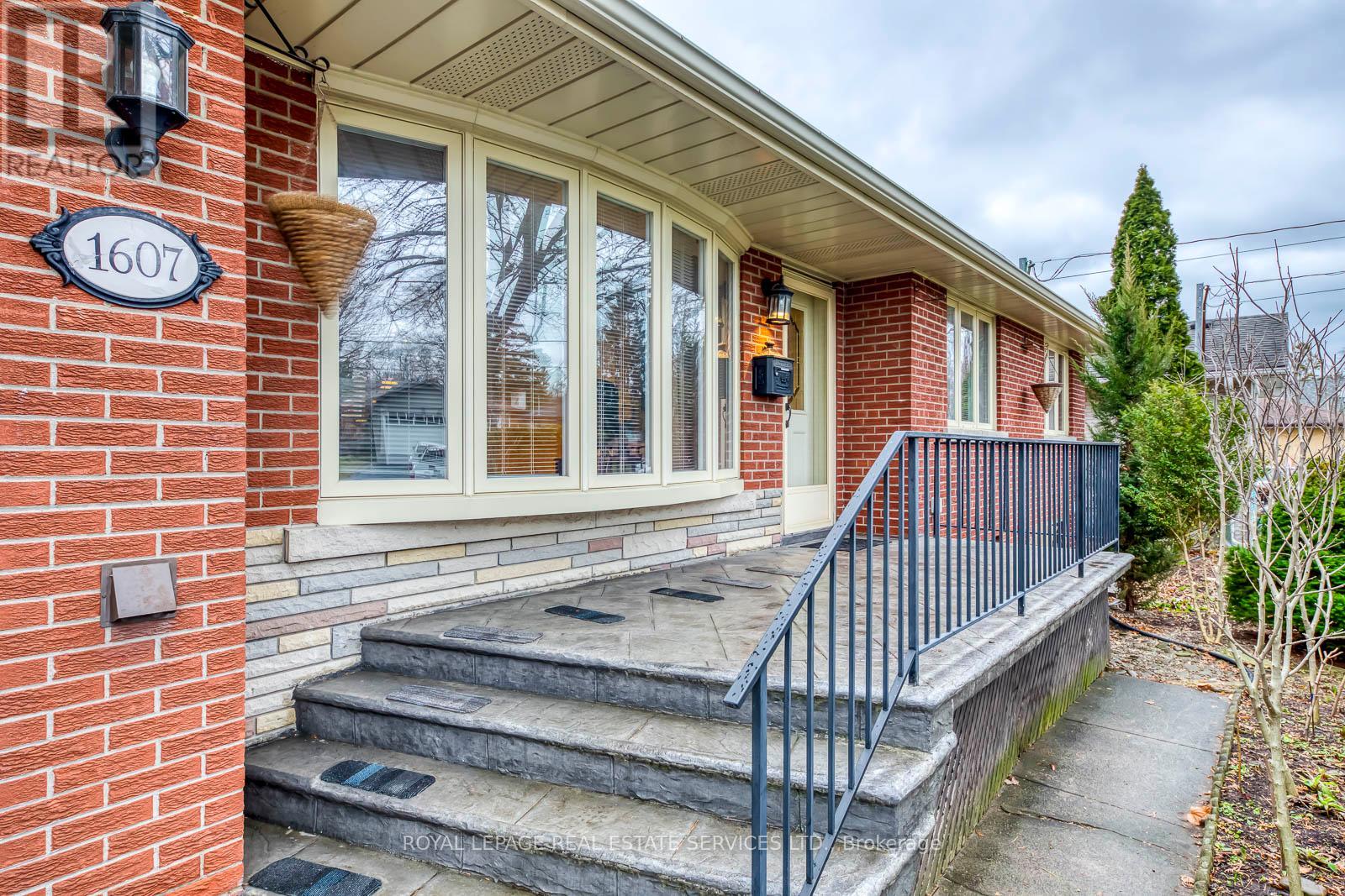 1607 EWALD ROAD - Image 2