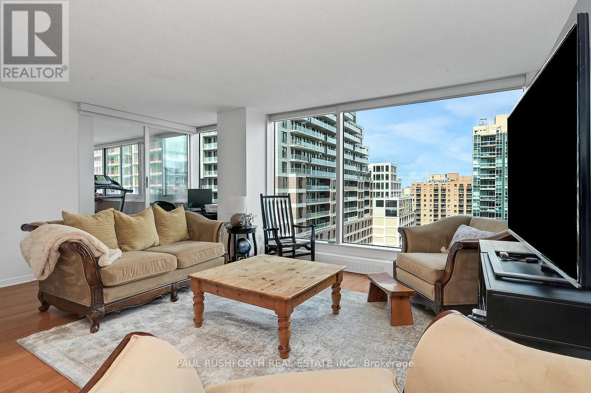 #903 160 GEORGE STREET - 3