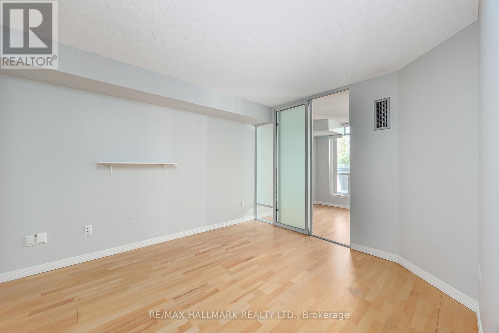 #506 942 YONGE STREET - 16