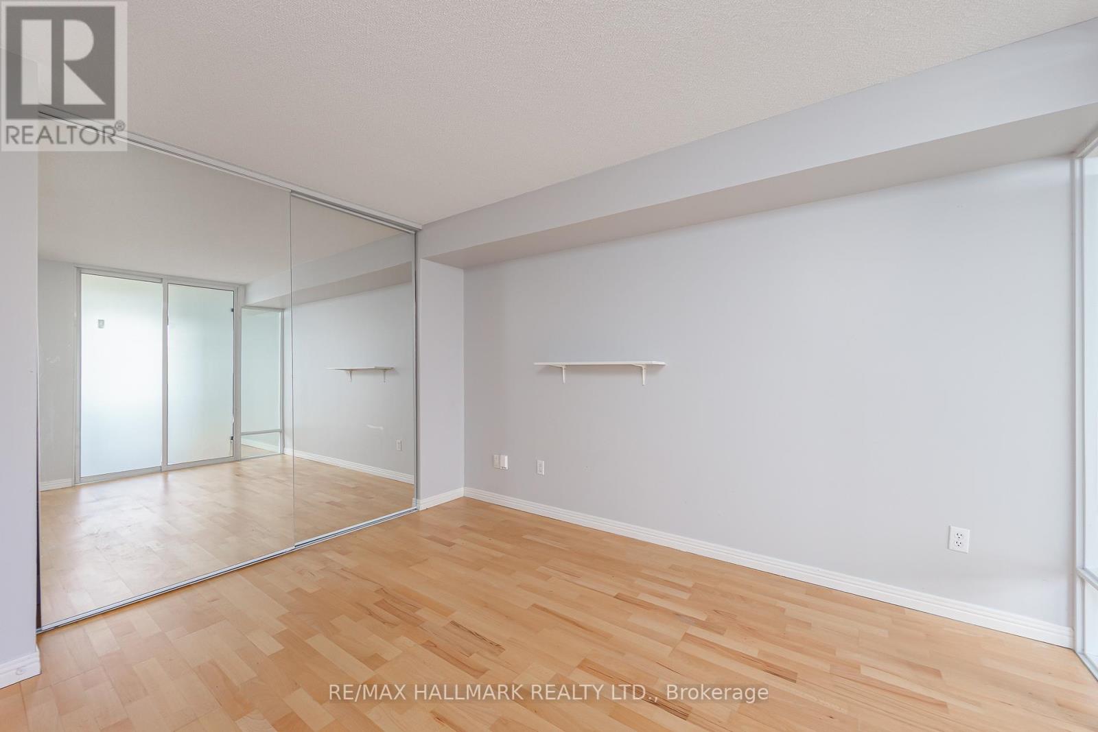 #506 942 YONGE STREET - 18