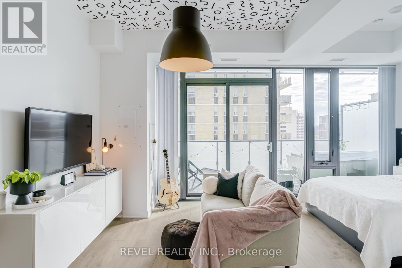 #609 185 ROEHAMPTON AVENUE - 10