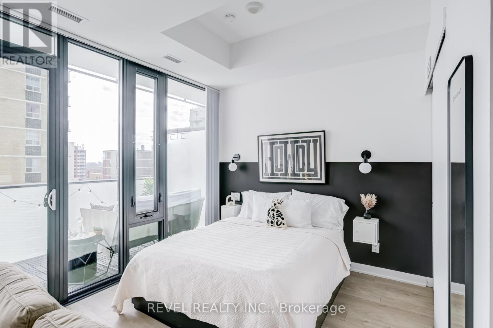 #609 185 ROEHAMPTON AVENUE - 12