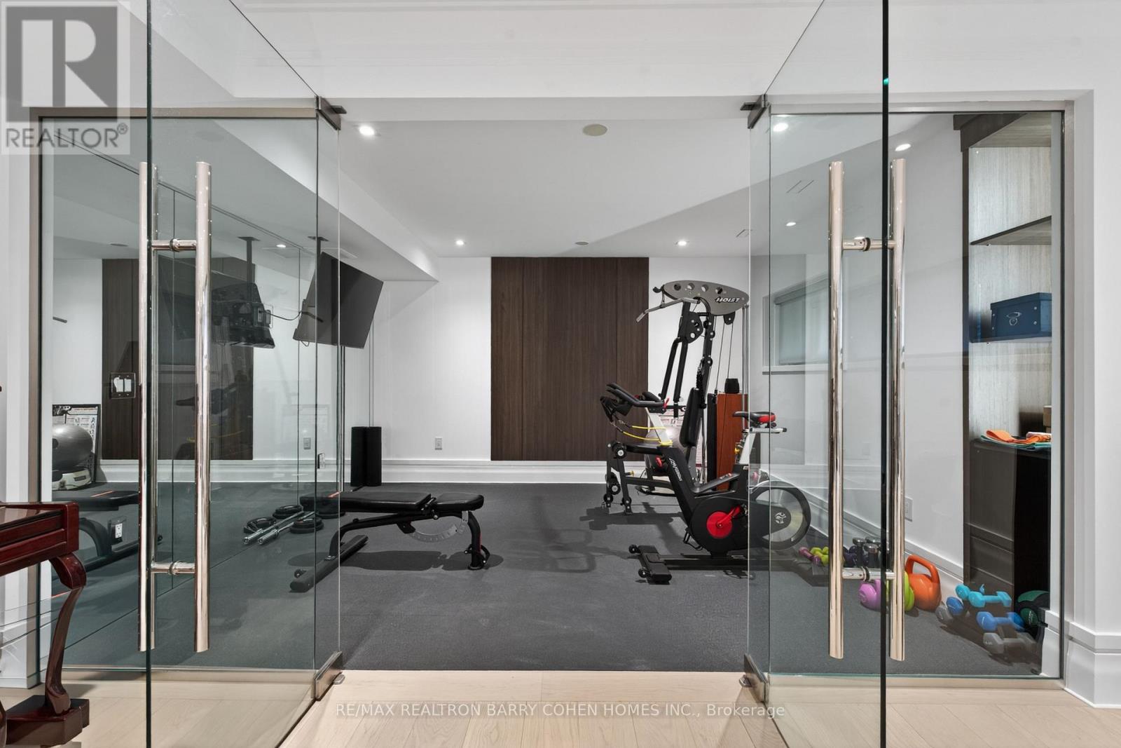 34 GREENGATE ROAD - 28