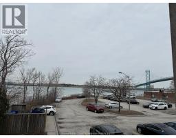 3000 Sandwich Street Unit# 206, Windsor, ON N9C4G3 Photo 15