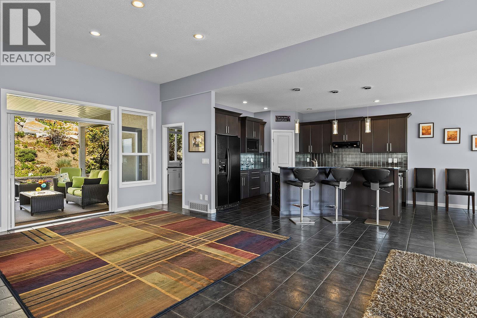 6498 Sherburn Road, Peachland