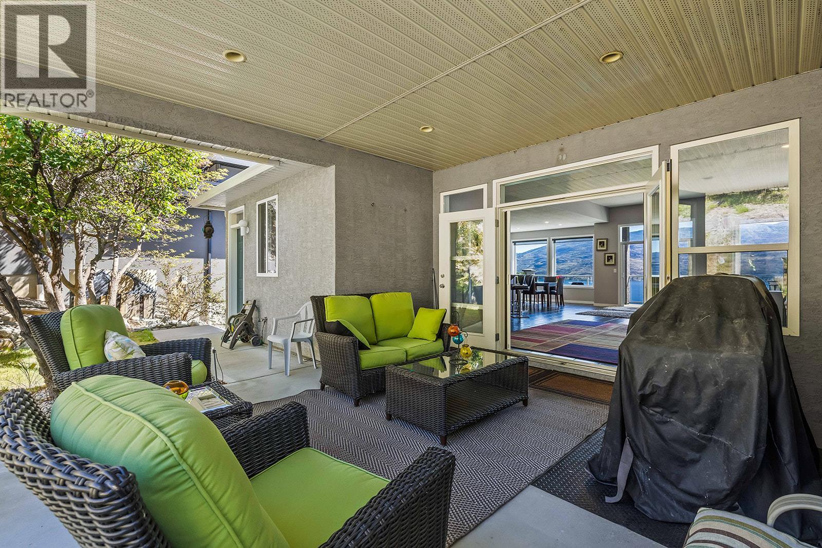 6498 Sherburn Road, Peachland