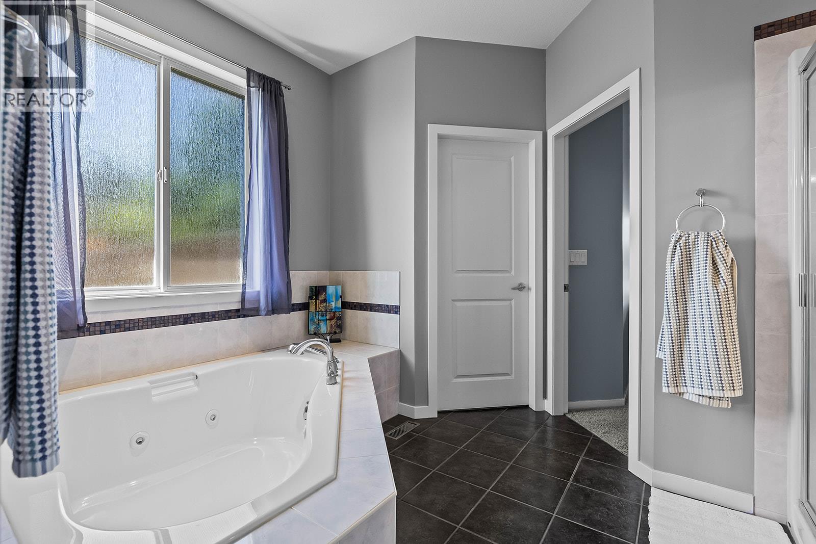 6498 Sherburn Road, Peachland