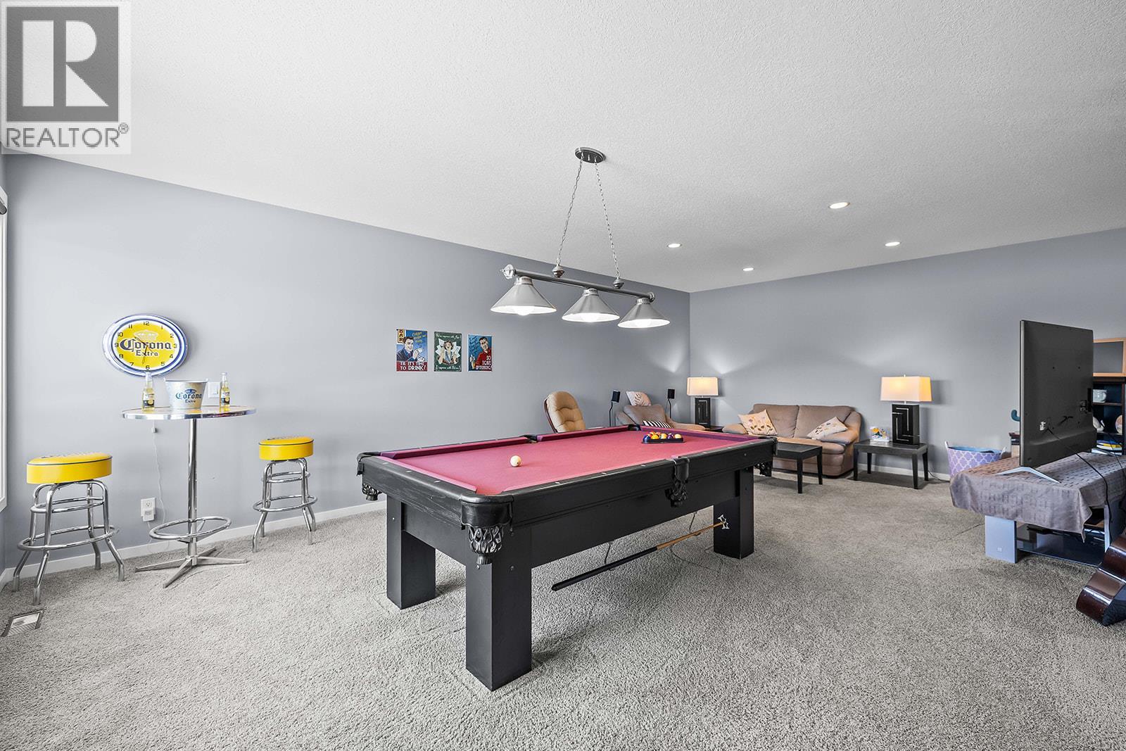 6498 Sherburn Road, Peachland