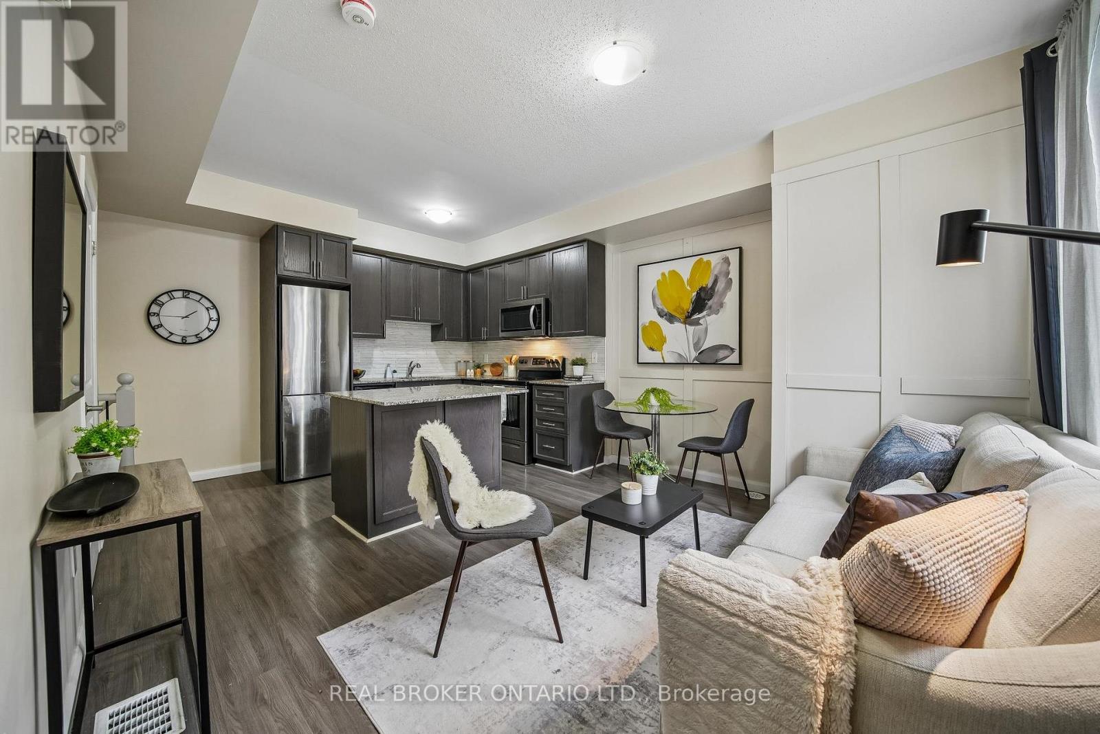 #46 26 FIELDWAY ROAD - 5