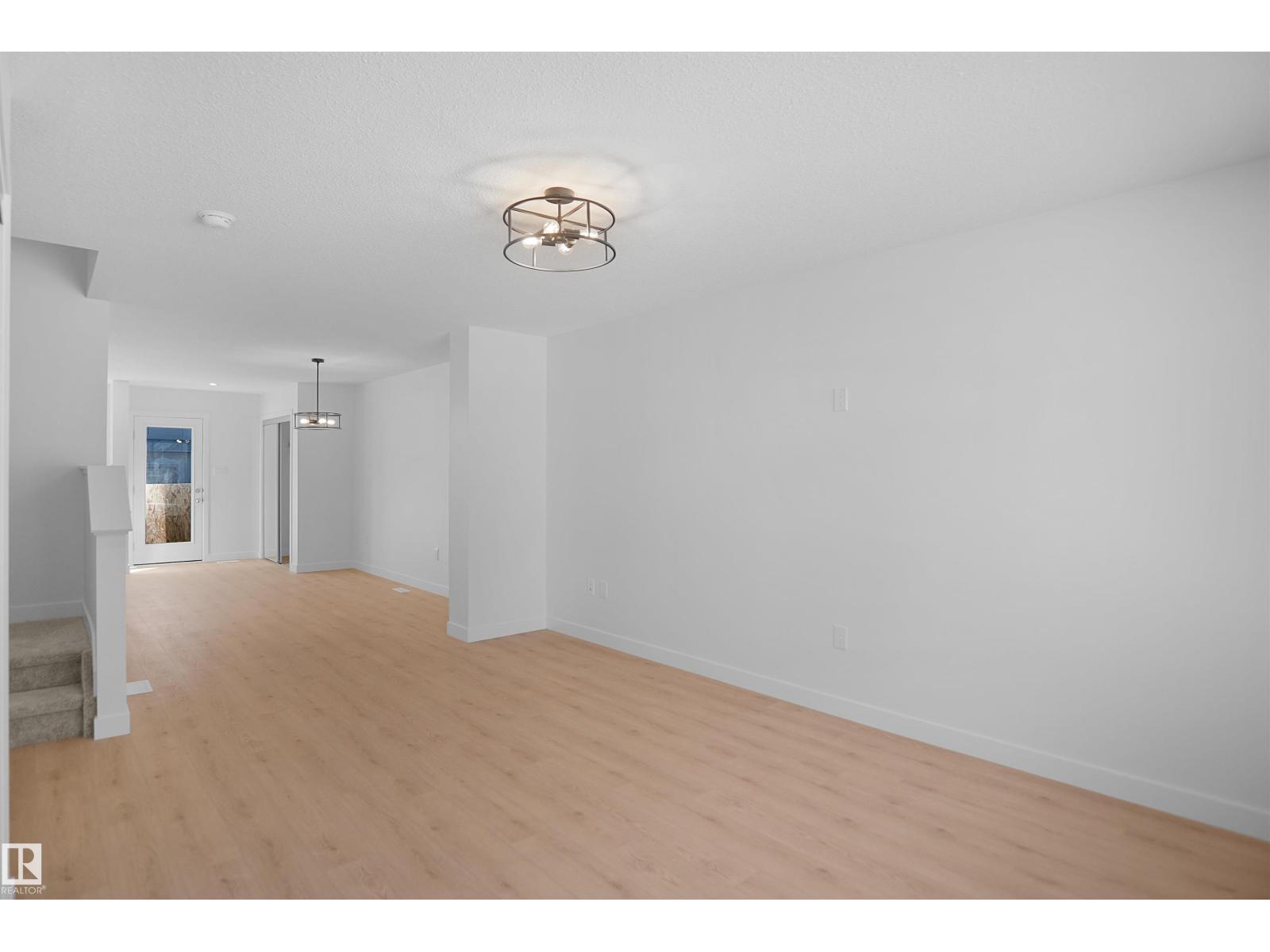 19457 22 AV NW - Image 3