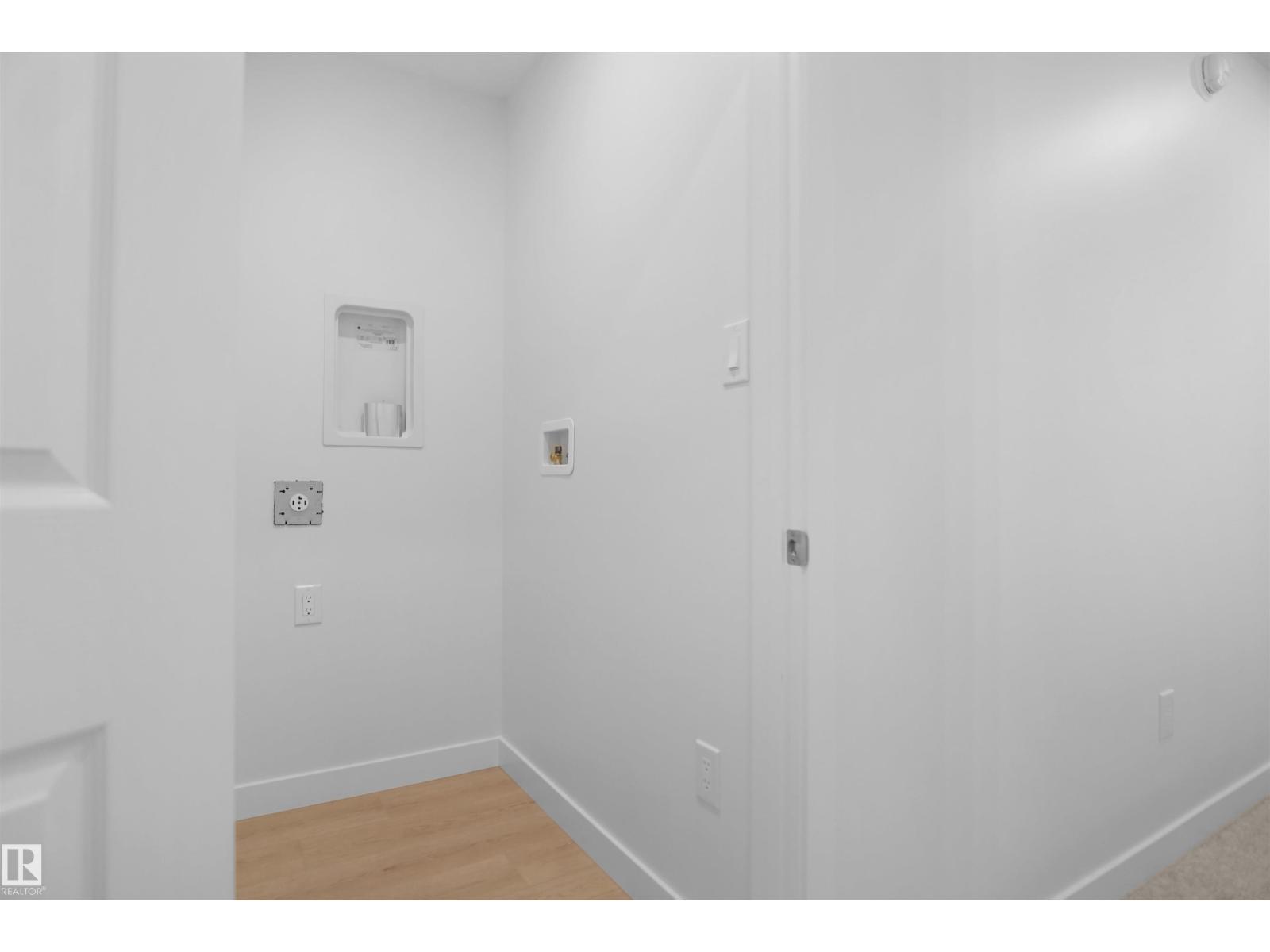 19457 22 AV NW - 25