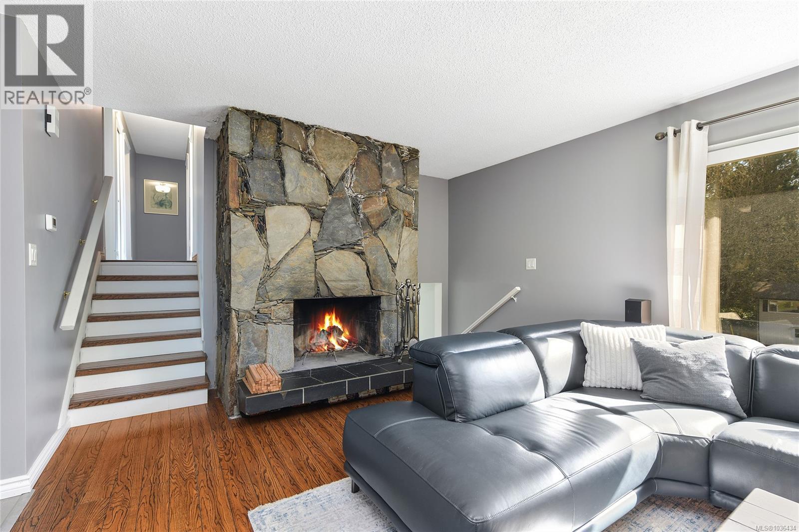 600 PHELPS Ave - 7