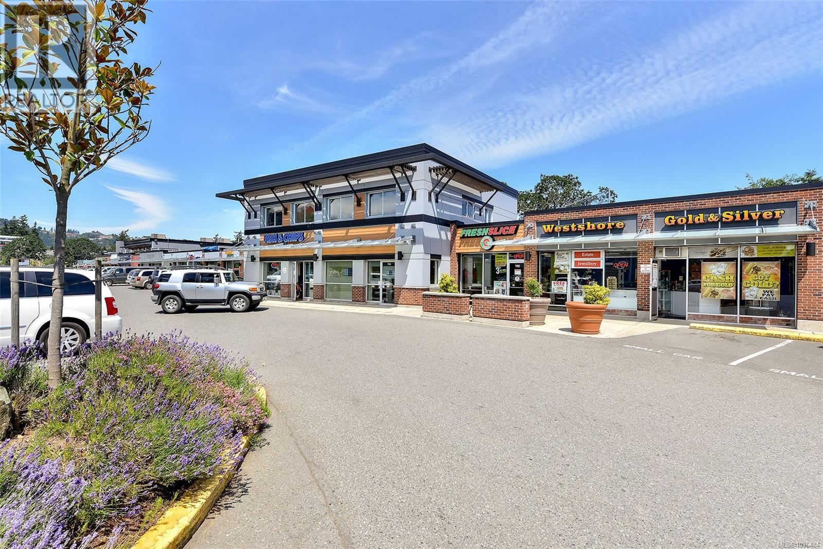 600 PHELPS Ave - 68