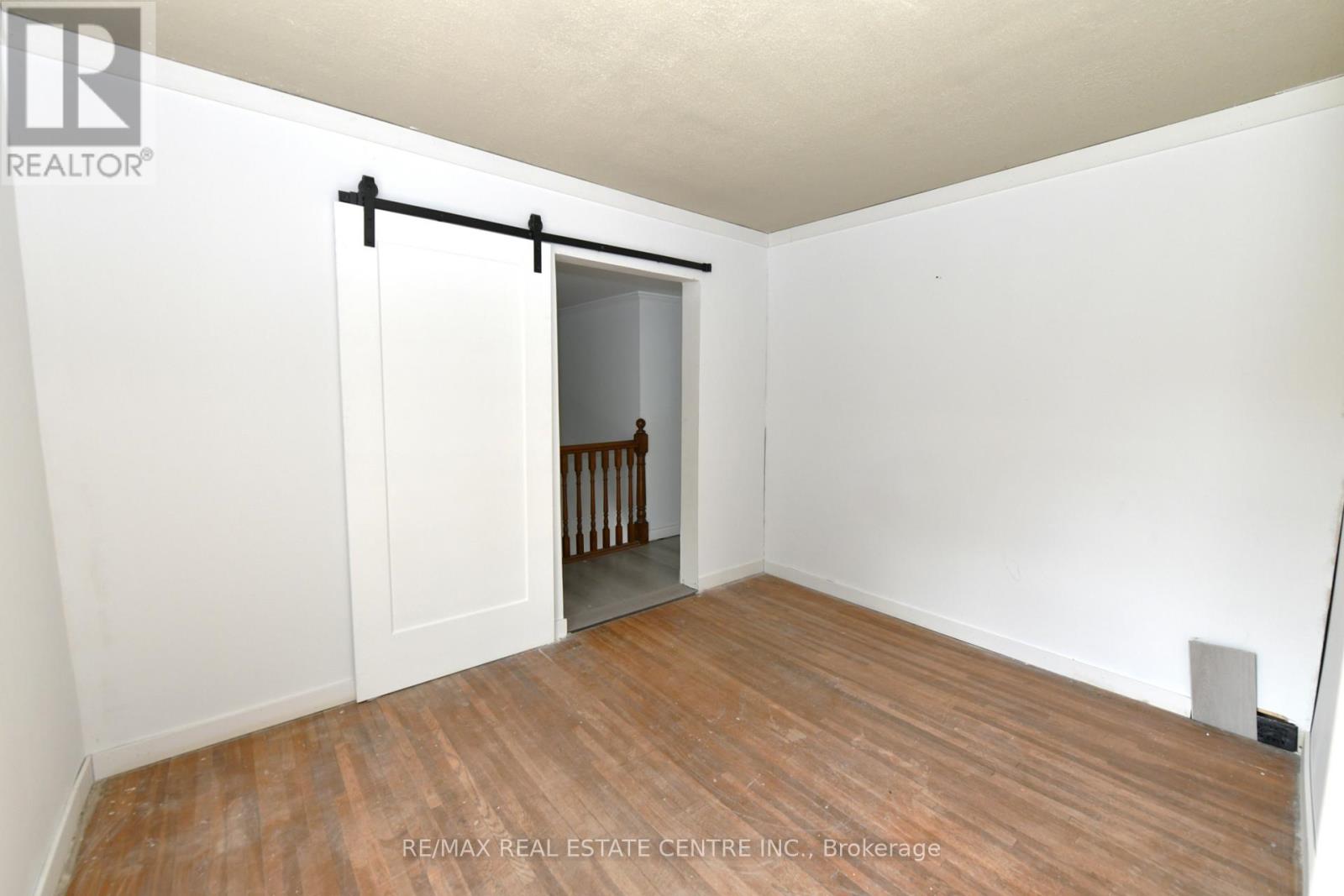 540 WELLINGTON AVENUE S - 10