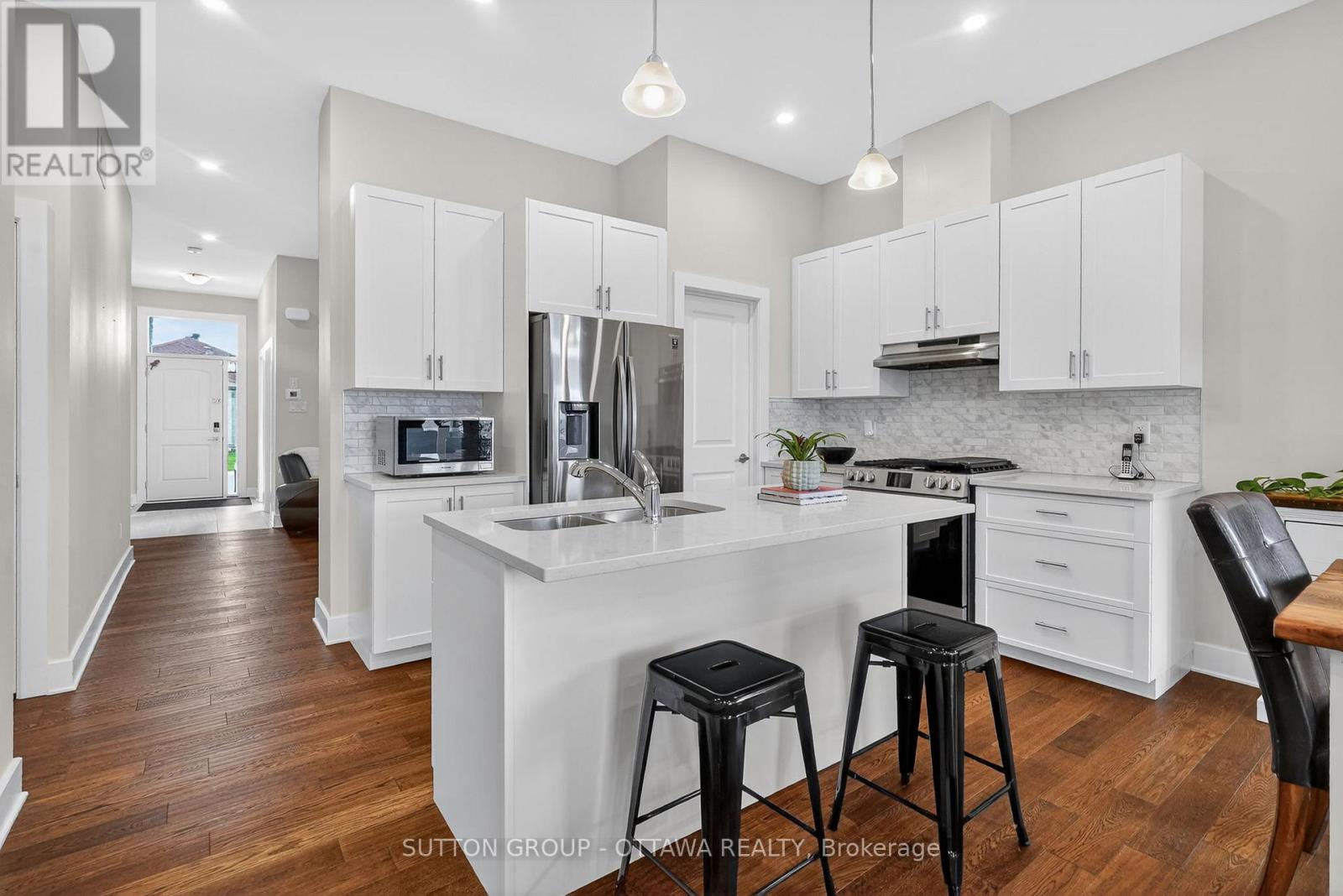 105 DUNLOP ROAD - 7
