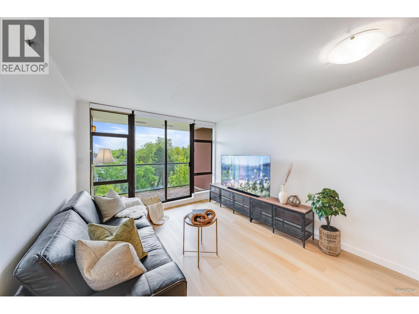 1 Bed, 1 Bath Apartment for Sale in Richmond – 601 5933 COONEY ROAD, Richmond – MLS# R3122103 - Image 4