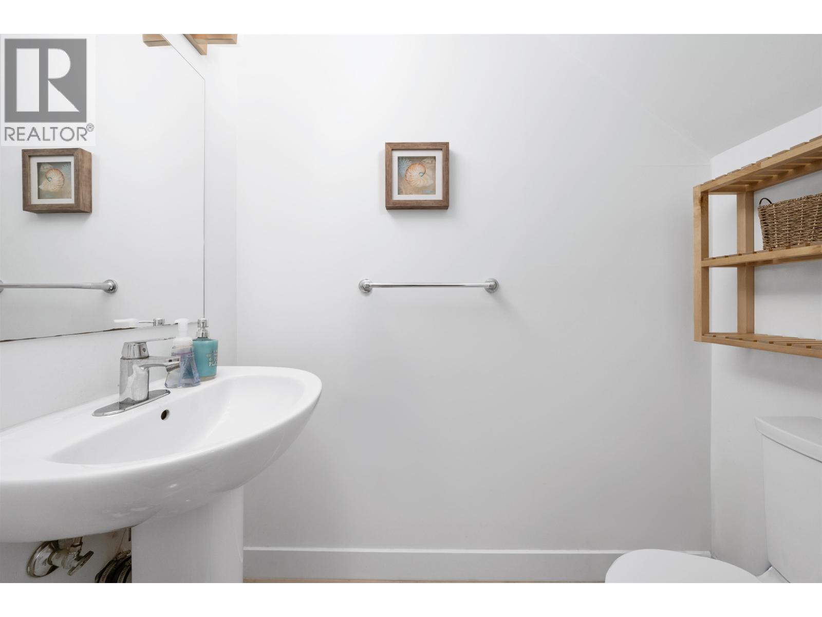 3 Bed, 3 Bath Townhouse for Sale in Burnaby – 119 7250 18TH AVENUE, Burnaby – MLS# R3122108 - Image 16