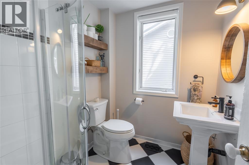 1738 ST CLAIR PARKWAY South - 14