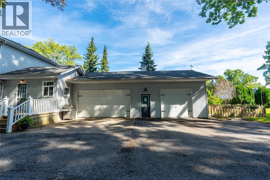 1738 ST CLAIR PARKWAY South - 5