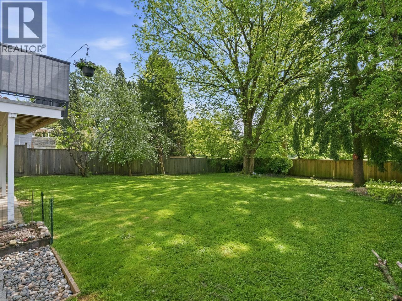 4 Bed, 3 Bath House for Sale in Burnaby – 7514 12TH AVENUE, Burnaby - Image 2