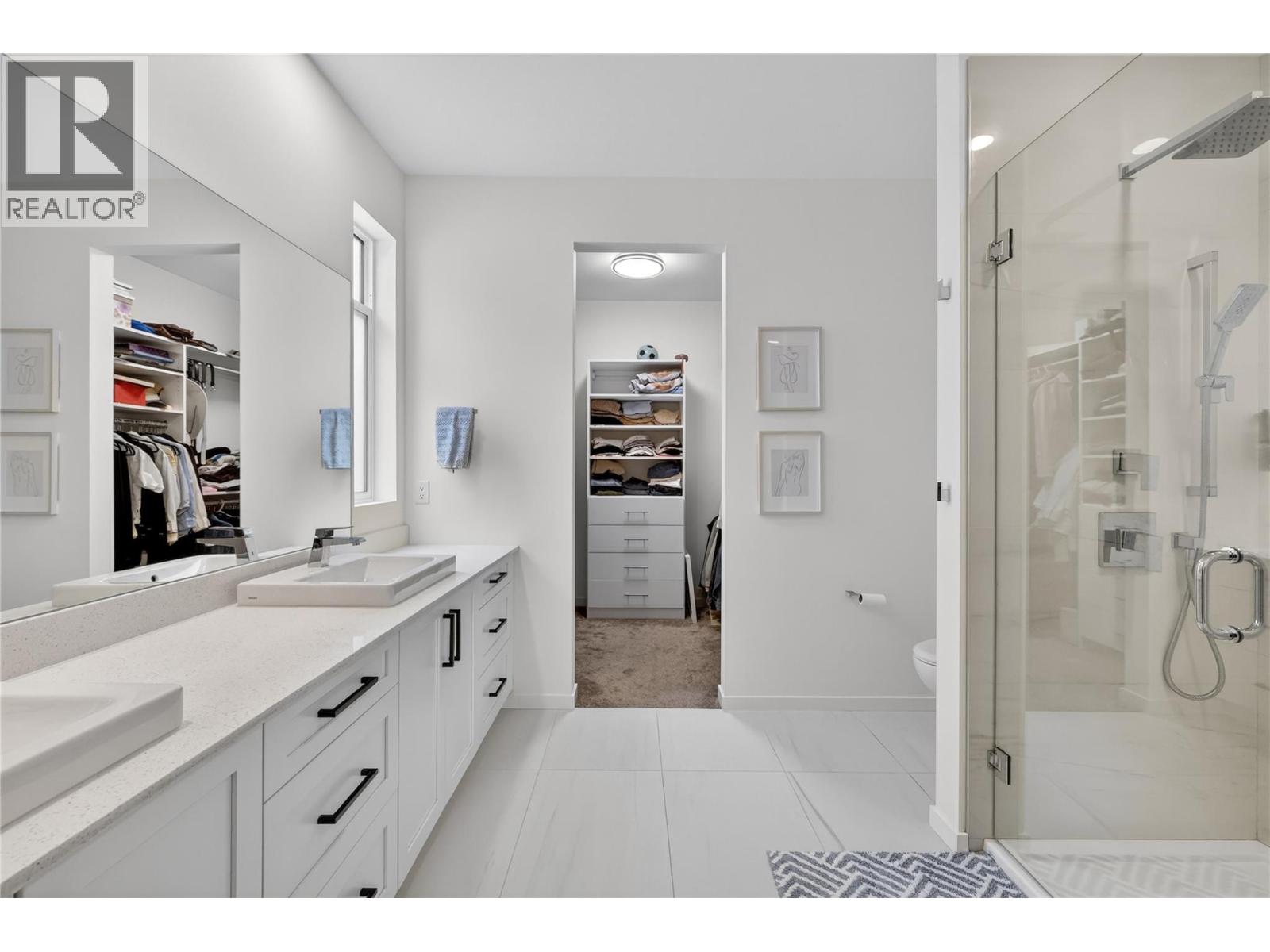  3717 Astoria Drive, West Kelowna