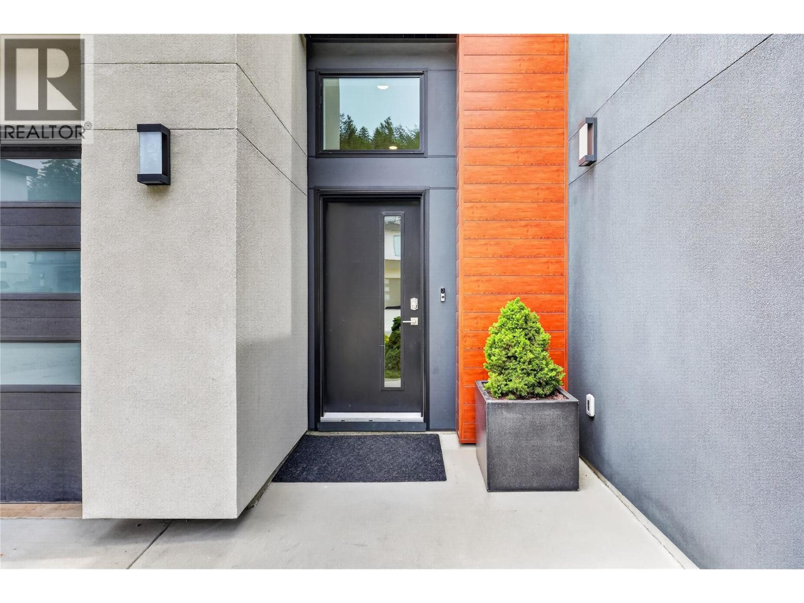  3717 Astoria Drive, West Kelowna